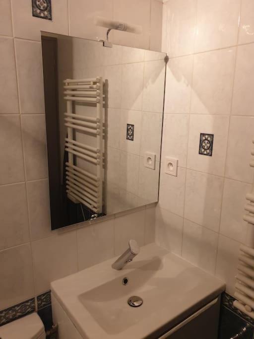 Appartement Au Pied Des Telecabines Res La Soulan Bagnères-de-Luchon Eksteriør bilde