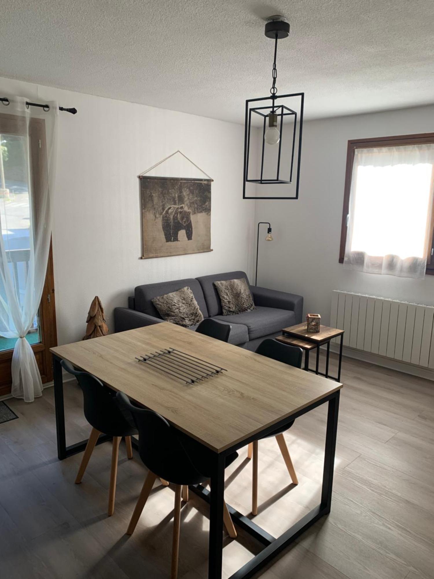 Appartement Au Pied Des Telecabines Res La Soulan Bagnères-de-Luchon Eksteriør bilde